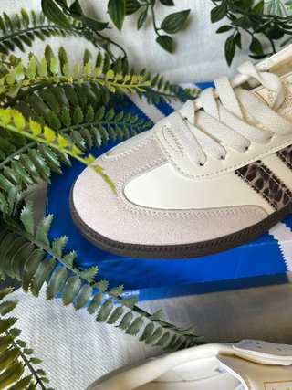 Adidas Samba Beige y Blanco con Estampado Animal