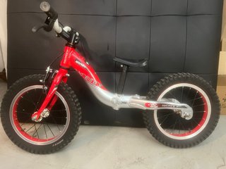 Bicicleta Monty Roja