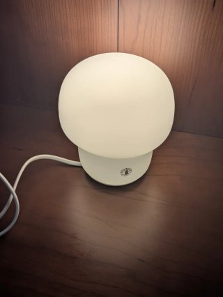 Lámpara de mesa Ikea TOKABO