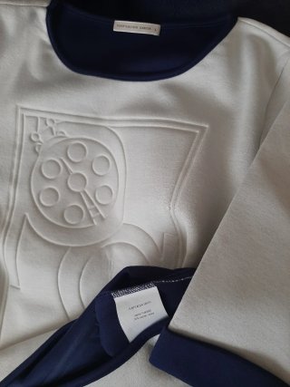 Camiseta Purificación García Blanca y Azul