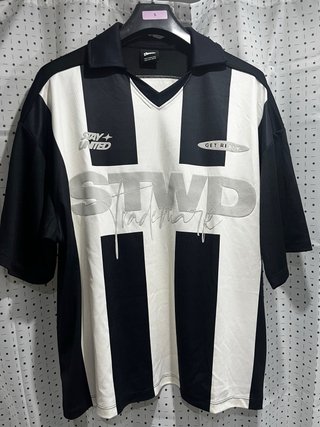 Camiseta Pull and Bear Taya Retro Talla M