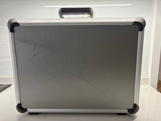 Maletín aluminio BWH Koffer profesional