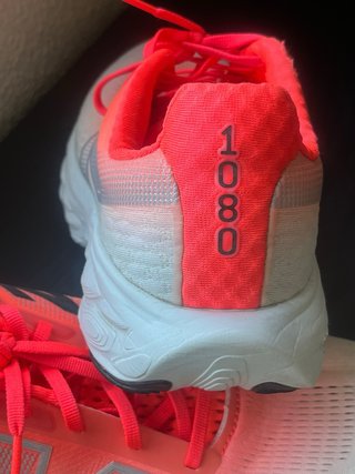 New Balance 1080 v14 Gris/Rojo Naranja