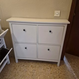 Zapatero blanco de madera