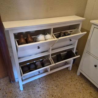 Zapatero blanco de madera