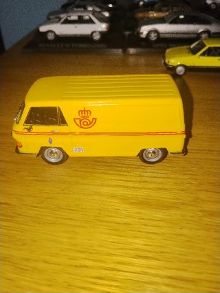 Coches de colección a escala