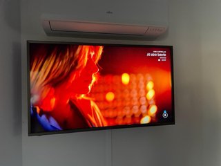 Televisión H43N5700 Mando Hisense EN2B127H