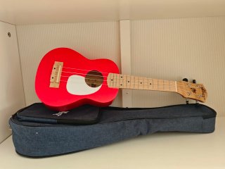 Ukelele rojo Winzz