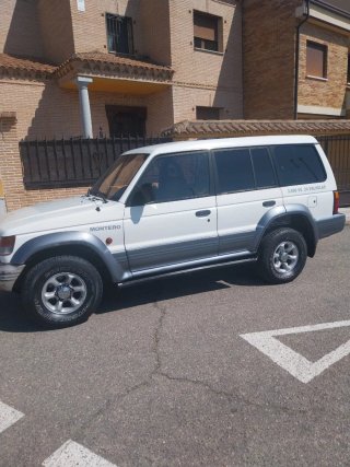 Mitsubishi Montero 1994