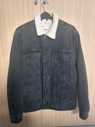 Chaqueta vaquera Bershka negra