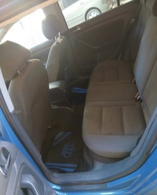 Volkswagen Golf 2004