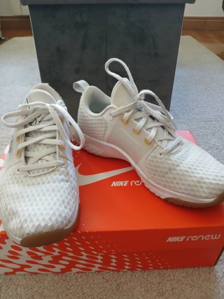 Nike Renew IN-SEASON TR 10 blancas