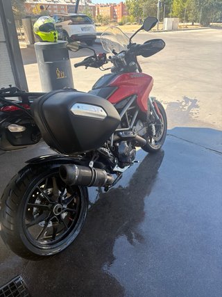 Ducati Hypermotard 821 - 110 CV Hyperestrada