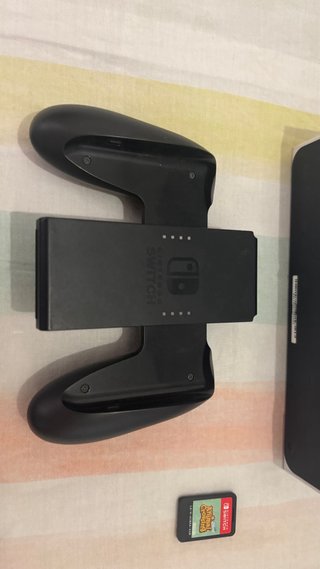 Nintendo Switch OLED + Accesorios + 2 Juegos