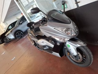 Yamaha TMAX 500 Maxi Scooter