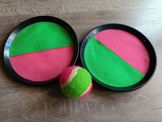 Palas de playa con pelota