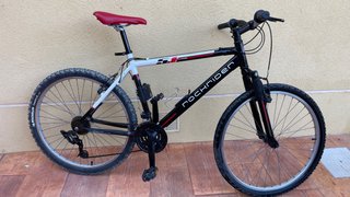 Bicicleta con sillita para niño