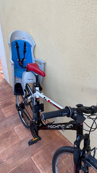 Bicicleta con sillita para niño