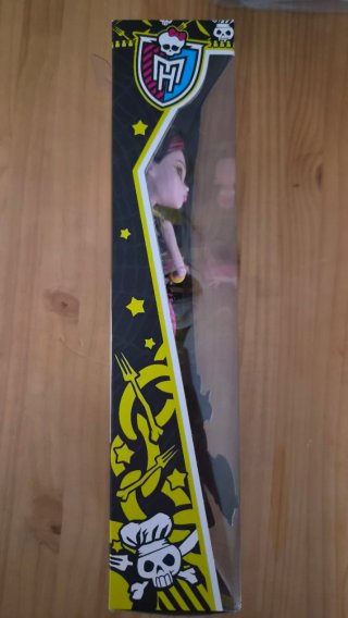 Muñeca Monster High Draculaura Creepateria G1