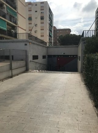 Plaza de garaje 20m2 en La Florida. ¡Urgente!