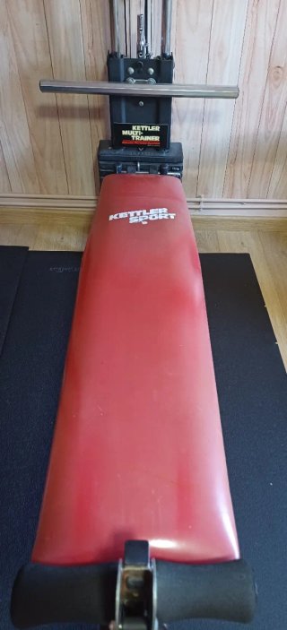 Máquina de poleas Kettler con banco