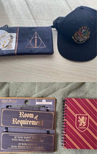 Lote Harry Potter: Gorra, Neceser y Placa