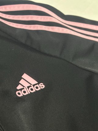 Chaqueta Adidas Negra y Rosa