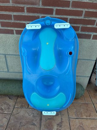 Bañera bebé Okbaby con adaptadores.
