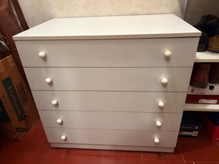 Cajonera blanca de madera