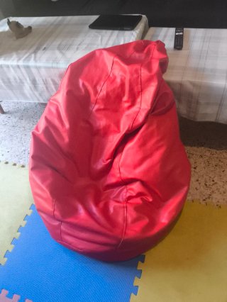 Lote 3 puffs: 1 grande rojo, 2 pequeños rosa