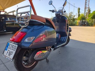 Vespa GTV 250 Edición 60 Aniversario