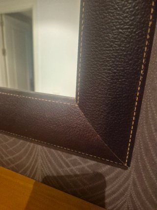 Cómoda alta de madera+espejo