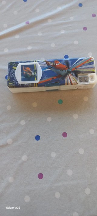 Estuche Aviones con Calculadora