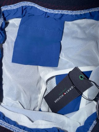 Bañador Tommy Hilfiger Azul Nuevo con etiqueta.