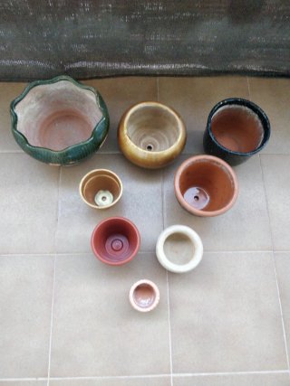 Lote 8 Macetas Cerámica, Plástico y Terracota.