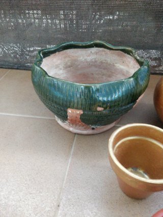 Lote 8 Macetas Cerámica, Plástico y Terracota.