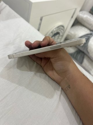 iPhone 14 Apple
