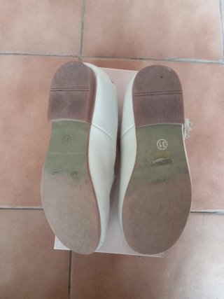 Zapatos de comunión de piel  color beige  talla 31