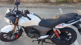 Moto Keeway RKV 125cc Blanca