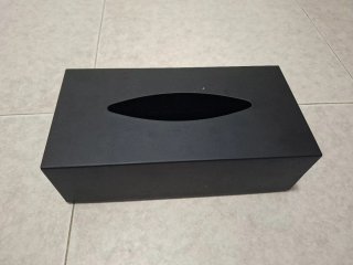 Caja de pañuelos metálica negra