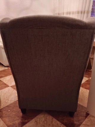 Sillón orejero usado marrón-gris oscuro