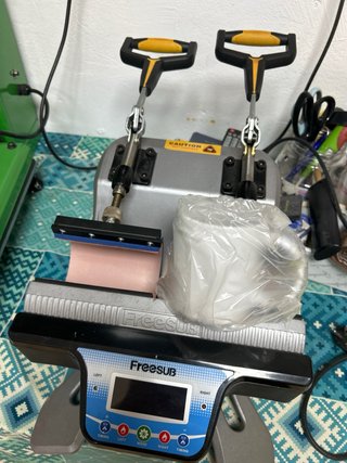 Máquina de sublimación de tazas FreeSUB