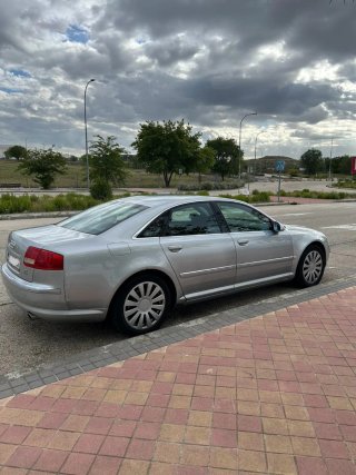 Audi A8 2004