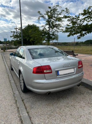 Audi A8 2004