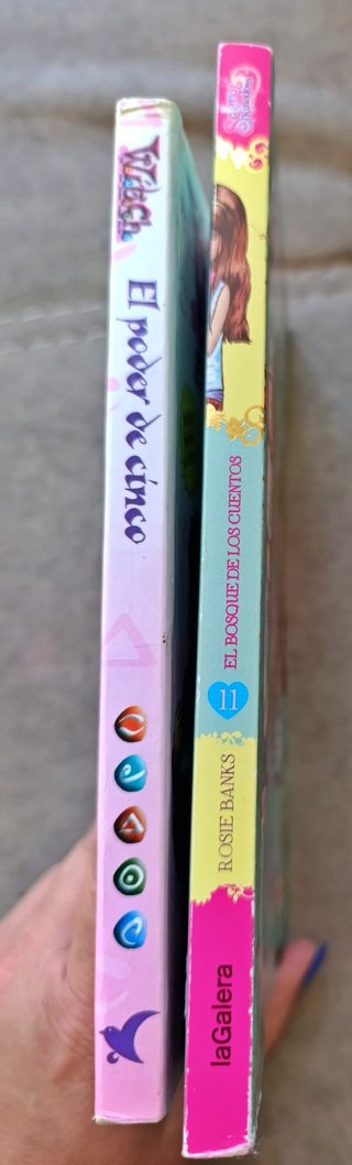 2 Libros Juveniles: W.I.T.C.H. y Secret Kingdom
