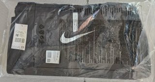 NUEVA, BOLSA GRANDE NIKE NEGRA, A ESTRENAR!!