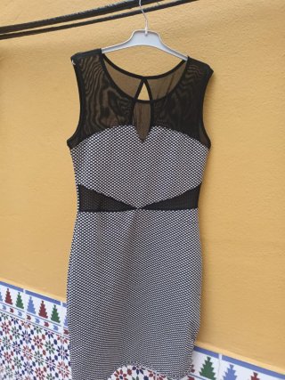 Vestido vaquero corto con botones