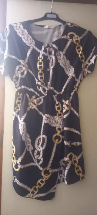 Vestido vaquero corto con botones