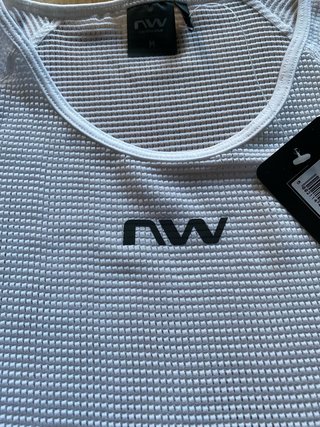 Camiseta interior ligera NW