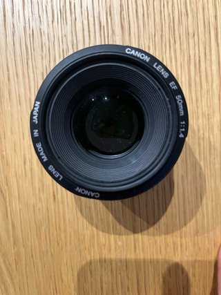 Canon EOS C100 + 50mm + 3 baterías